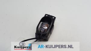 Gebruikte Handrem schakelaar Bentley Continental Flying Spur 6.0 Speed Prijs € 205,00 Margeregeling aangeboden door Autorecycling Kuijpers