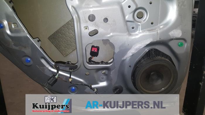 Portier 4Deurs links-achter - Opel Astra