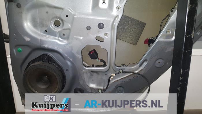 Portier 4Deurs rechts-achter - Opel Astra