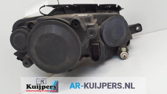 Koplamp rechts - Volkswagen Passat