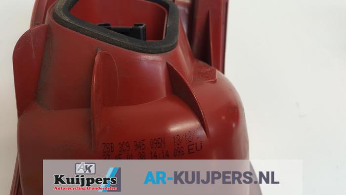 Achterlicht links - Volkswagen Passat