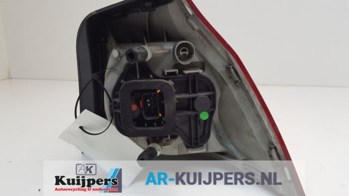 Achterlicht links - Volkswagen Golf