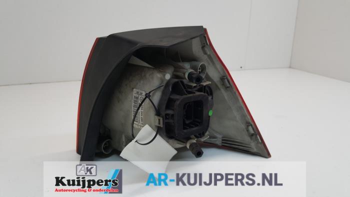 Achterlicht links - Volkswagen Golf