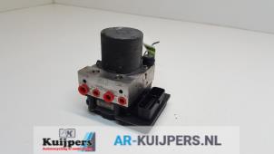 Gebruikte ABS Pomp Bentley Continental Flying Spur 6.0 Speed Prijs € 295,00 Margeregeling aangeboden door Autorecycling Kuijpers