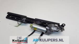 Gebruikte Stoel Rails rechts Bentley Continental Flying Spur 6.0 Speed Prijs € 50,00 Margeregeling aangeboden door Autorecycling Kuijpers