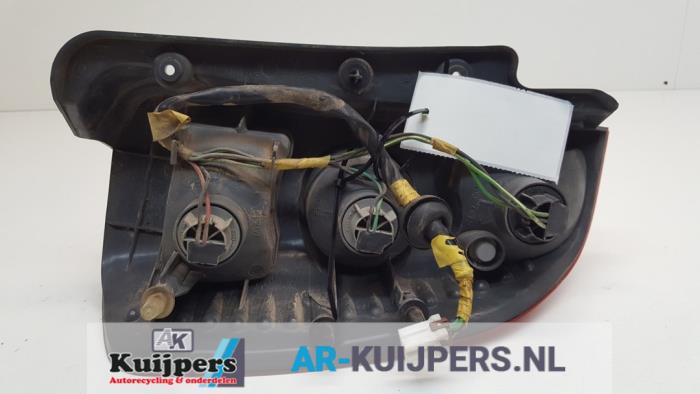 Achterlicht links - Mitsubishi Space Star