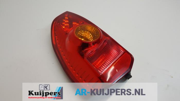 Achterlicht links - Mitsubishi Space Star