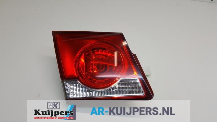Achterlicht links - Chevrolet Cruze