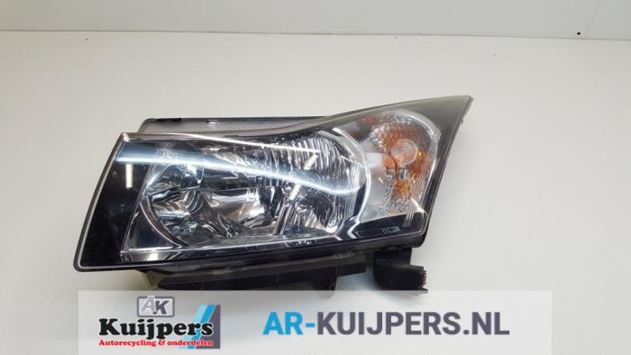 Koplamp links - Chevrolet Cruze
