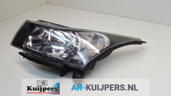 Koplamp links - Chevrolet Cruze