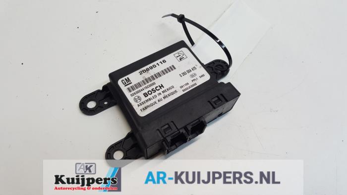 PDC Module van een Chevrolet Cruze (300) 1.8 16V VVT 2010