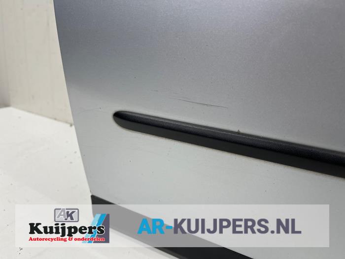 Portier 4Deurs links-voor - Volkswagen Passat