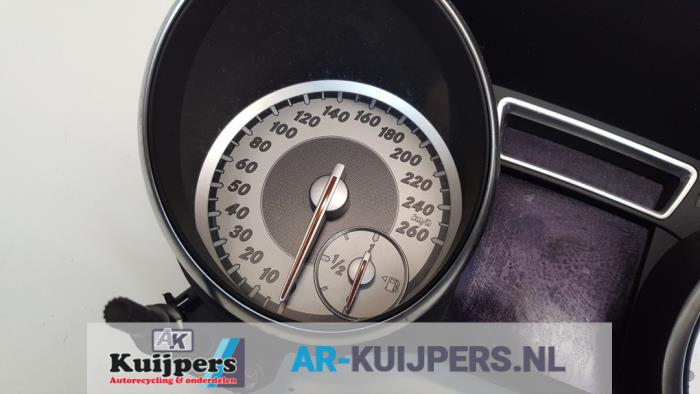 Kilometerteller KM - Mercedes CLA
