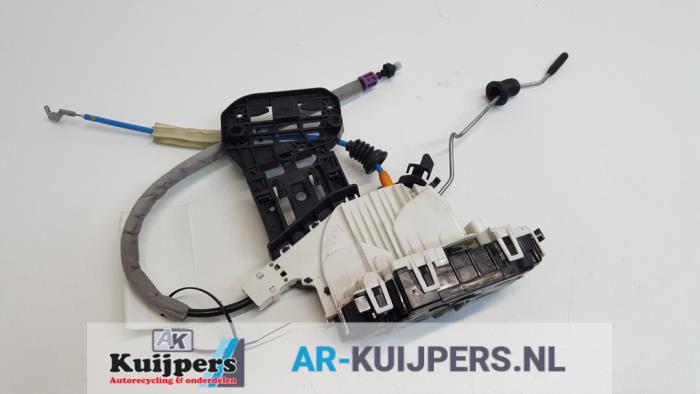 Deurslot Mechaniek 4Deurs links-voor - Mercedes CLA