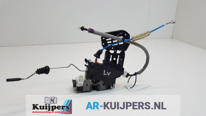 Deurslot Mechaniek 4Deurs links-voor - Mercedes CLA