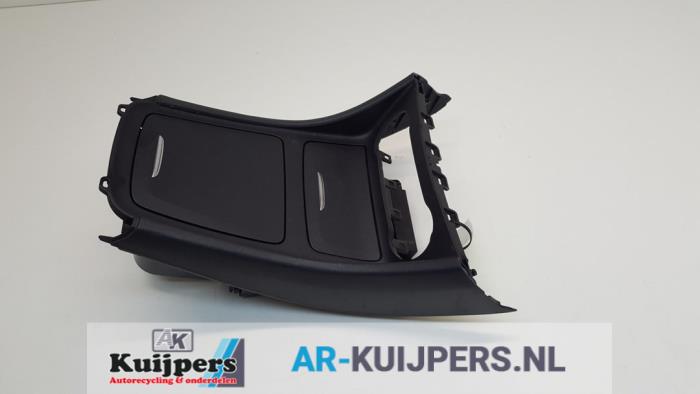 Middenconsoles - Mercedes CLA