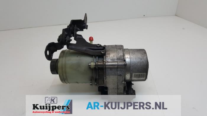 Stuurbekrachtiging Pomp - Volkswagen Fox