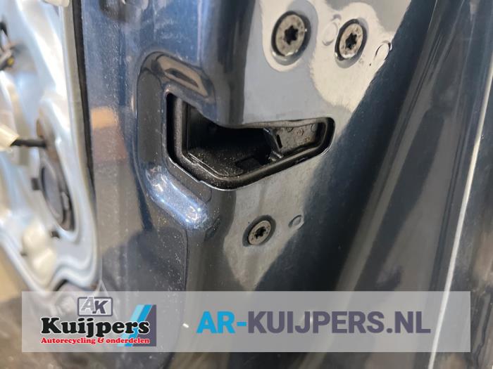 Portier 4Deurs rechts-voor - Volvo V50