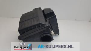 Gebruikte Luchtfilterhuis Landrover Range Rover Sport (LS) 2.7 TDV6 24V Prijs € 19,00 Margeregeling aangeboden door Autorecycling Kuijpers