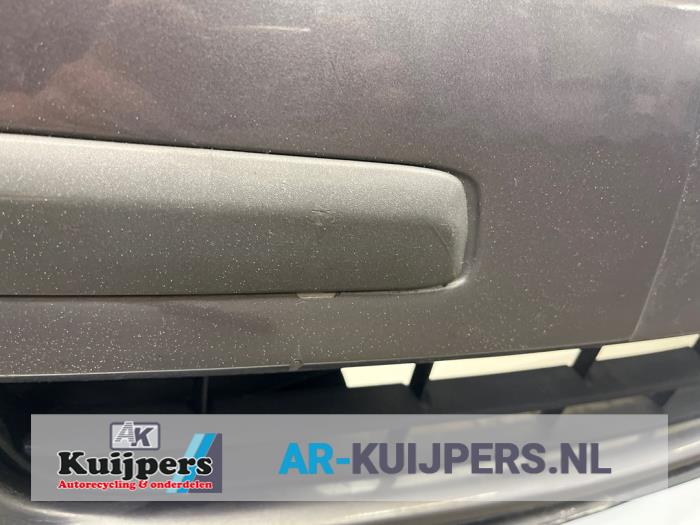 Voorbumper - Renault Laguna