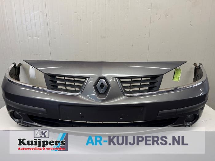 Voorbumper - Renault Laguna