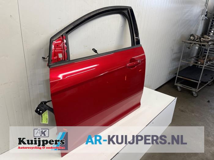 Portier 4Deurs links-voor - Ford Focus