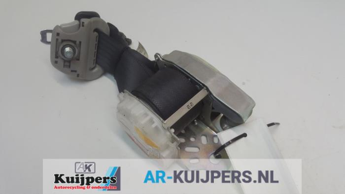 Veiligheidsgordel rechts-voor - Suzuki Swift