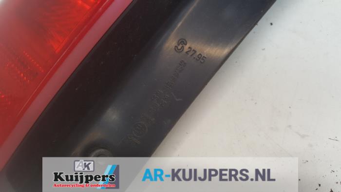 Achterlicht links - Mitsubishi Colt