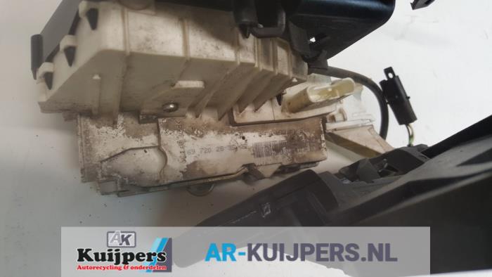 Deurslot Mechaniek 4Deurs links-voor - Mercedes A-Klasse