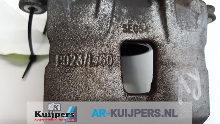 Remklauw (Tang) rechts-voor - Kia Sportage