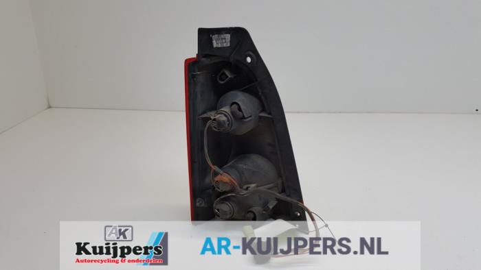 Achterlicht rechts - Opel Agila