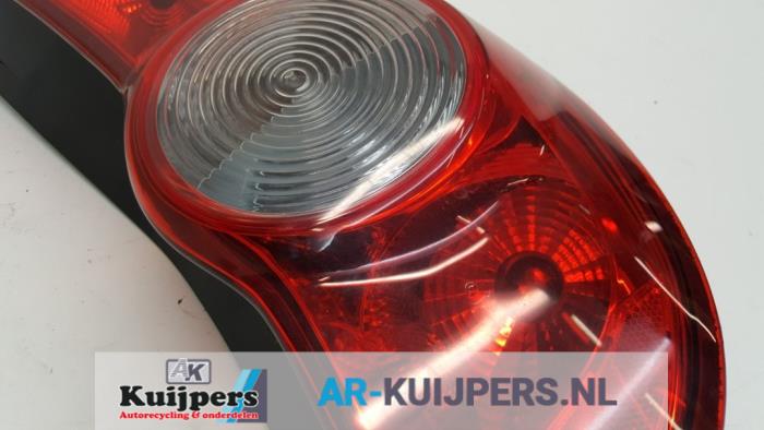 Achterlicht rechts - Opel Agila