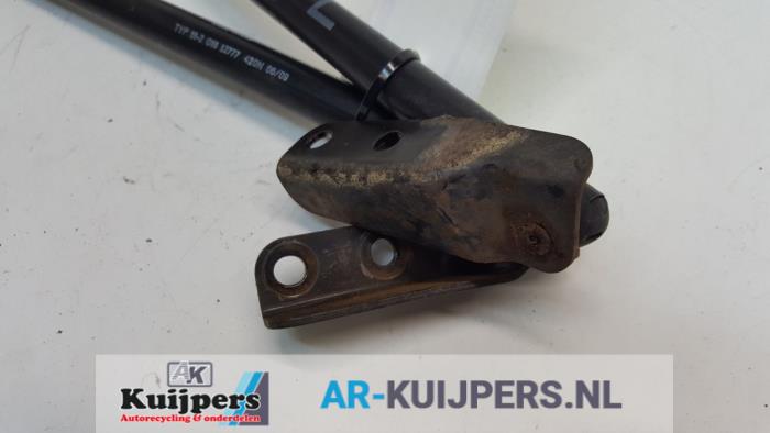 Set Gasdempers Achterklep - Opel Agila