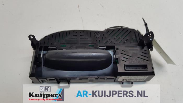 Kilometerteller KM - Renault Twingo