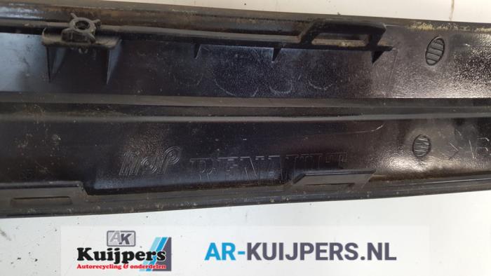 Grille - Renault Twingo