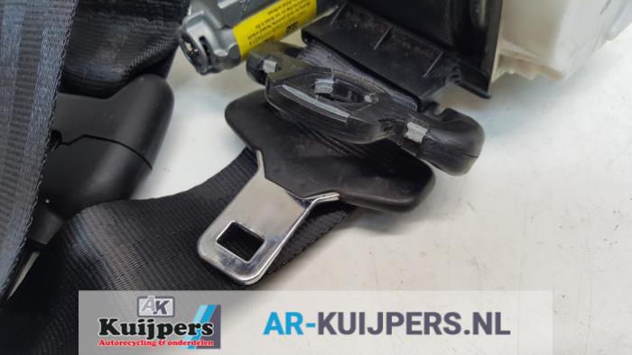 Veiligheidsgordel links-voor - Ford KA