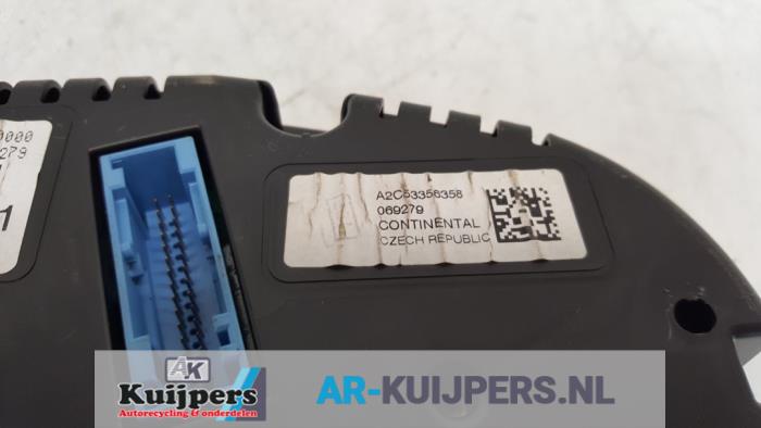 Kilometerteller KM - Skoda Fabia