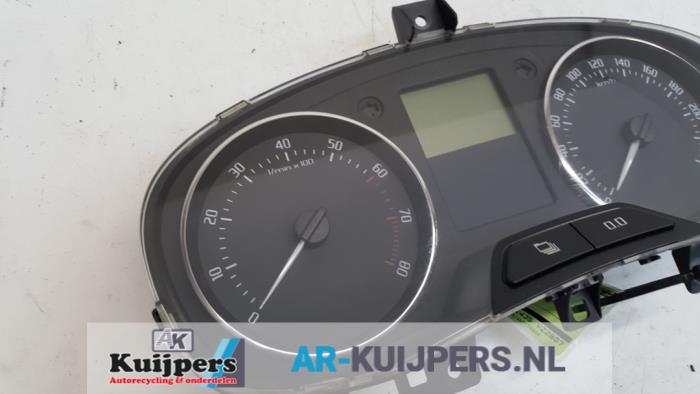 Kilometerteller KM - Skoda Fabia