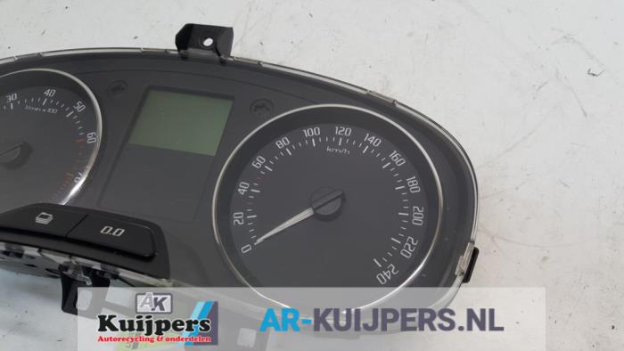 Kilometerteller KM - Skoda Fabia