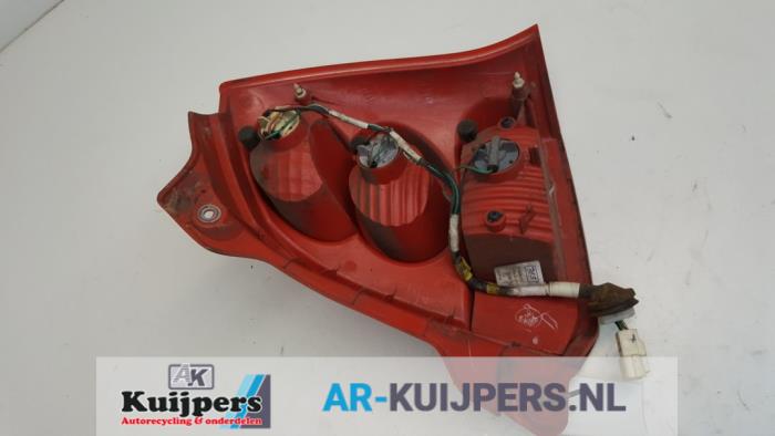 Achterlicht links - Nissan Pixo