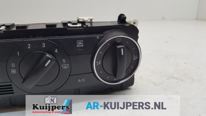 Kachel Bedieningspaneel - Mercedes A-Klasse