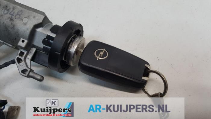 Kontaktslot+Sleutel - Opel Mokka