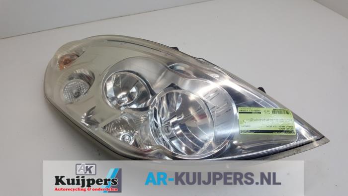 Koplamp rechts - Renault Master