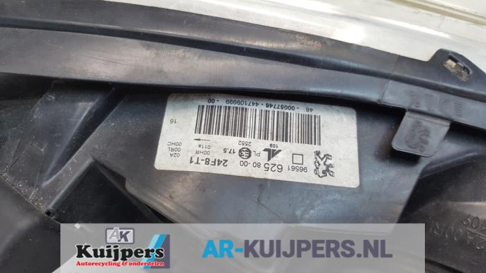 Koplamp links - Peugeot 308
