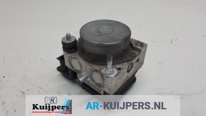 ABS Pomp - Opel Corsa