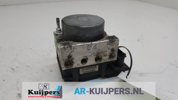 ABS Pomp - Opel Corsa