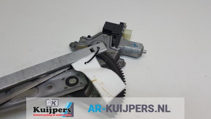 Ruitmechaniek 4Deurs links-voor - Hyundai I20