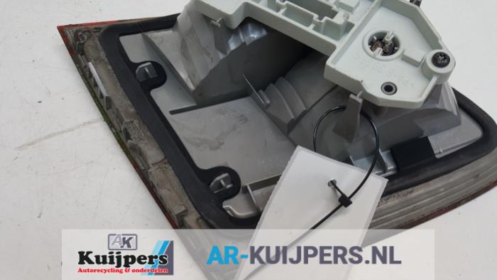 Achterlicht links - Mercedes E-Klasse