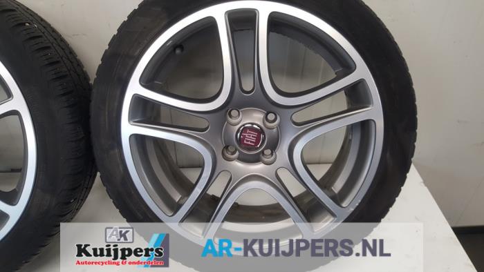 Velgen set + banden - Fiat Punto