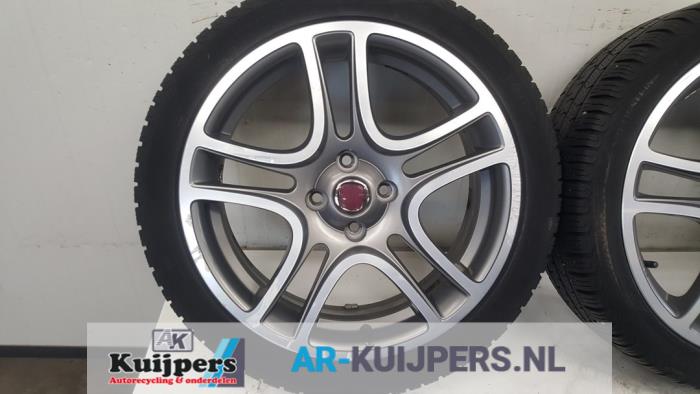 Velgen set + banden - Fiat Punto